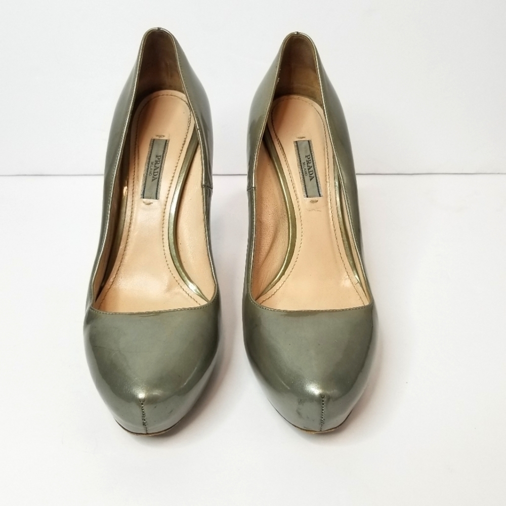 Prada Patent Leather heels‎ - Picture 2 of 13